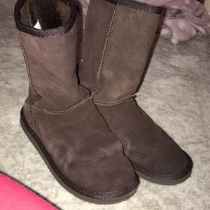 Brown boots